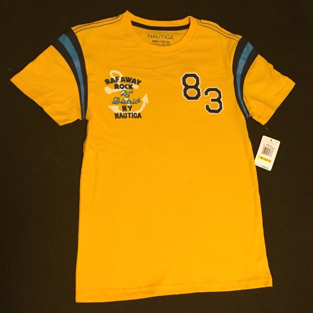 Boys Nautica medium T-shirt NWT